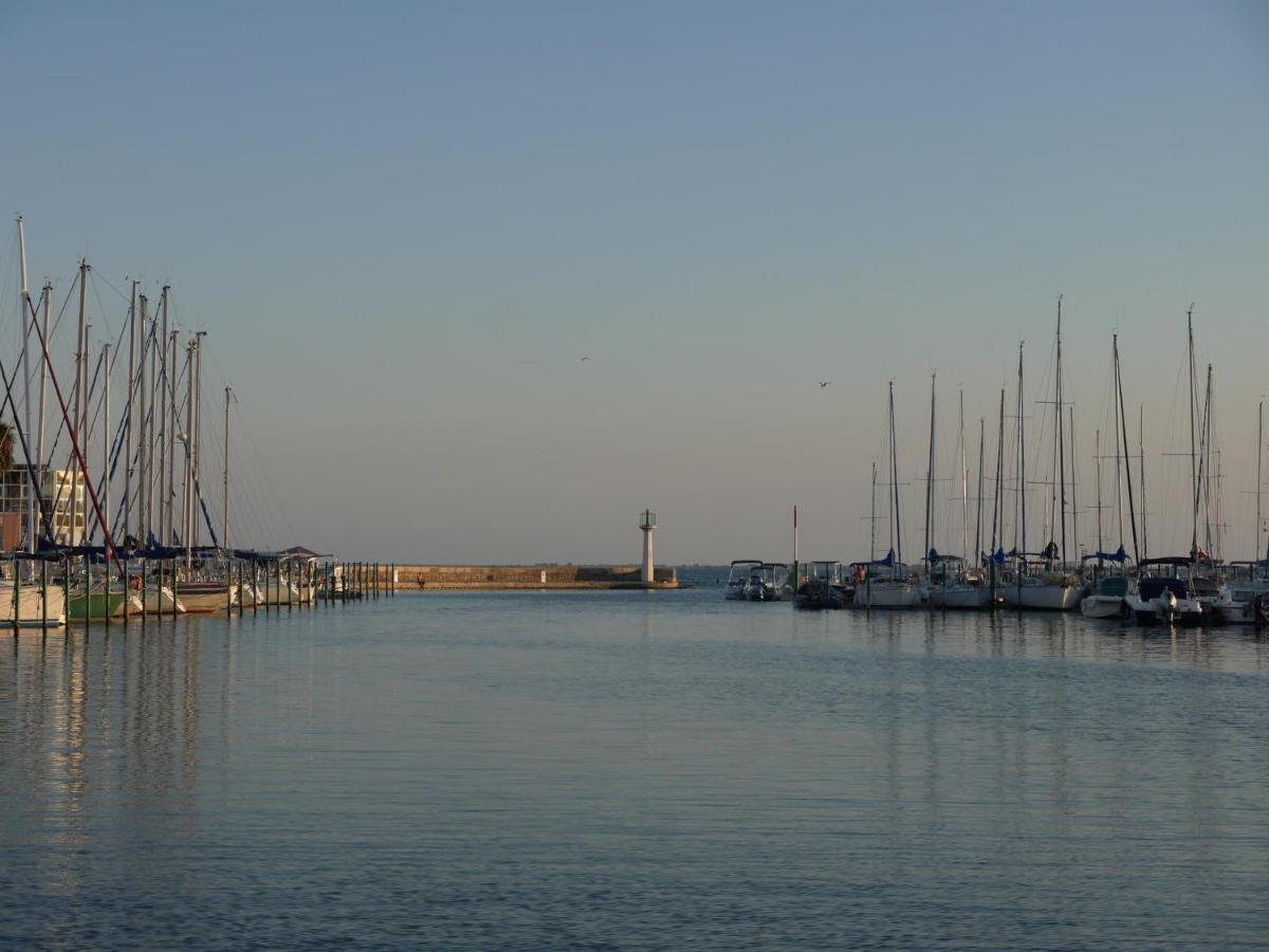 Studio les pieds dans l'eau agréable en toutes saisons 4 couchages piscine - vue magnifique et rare - Les argonautes - Ile des pêcheurs Agde Exterior foto